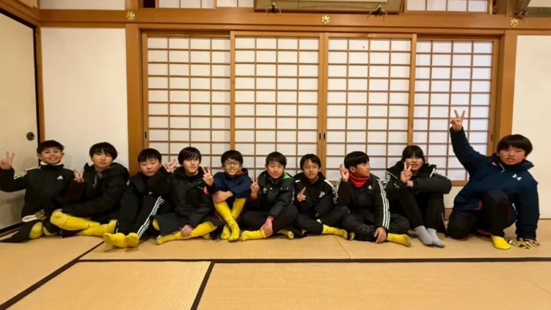 LINE_ALBUM_2026.1.3初蹴り_260105_3